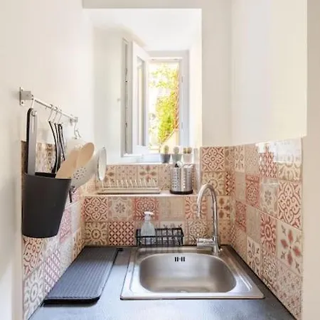 Apartament Colosseo Mon *
