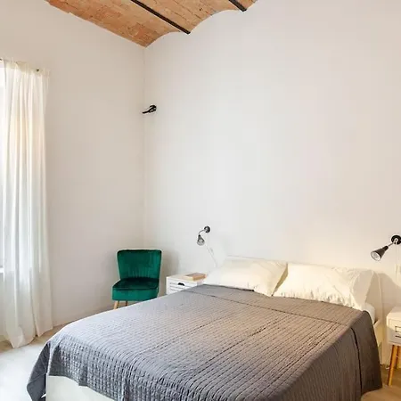 Apartament Colosseo Mon *